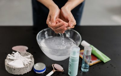 Jak dobrać żel lub piankę do mycia twarzy do typu cery